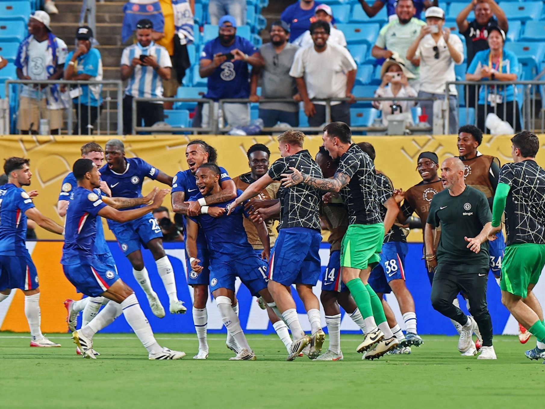 法国队碾压德国队,奥恰洛夫关键制胜 法国队碾压德国队,奥恰洛夫关键制胜